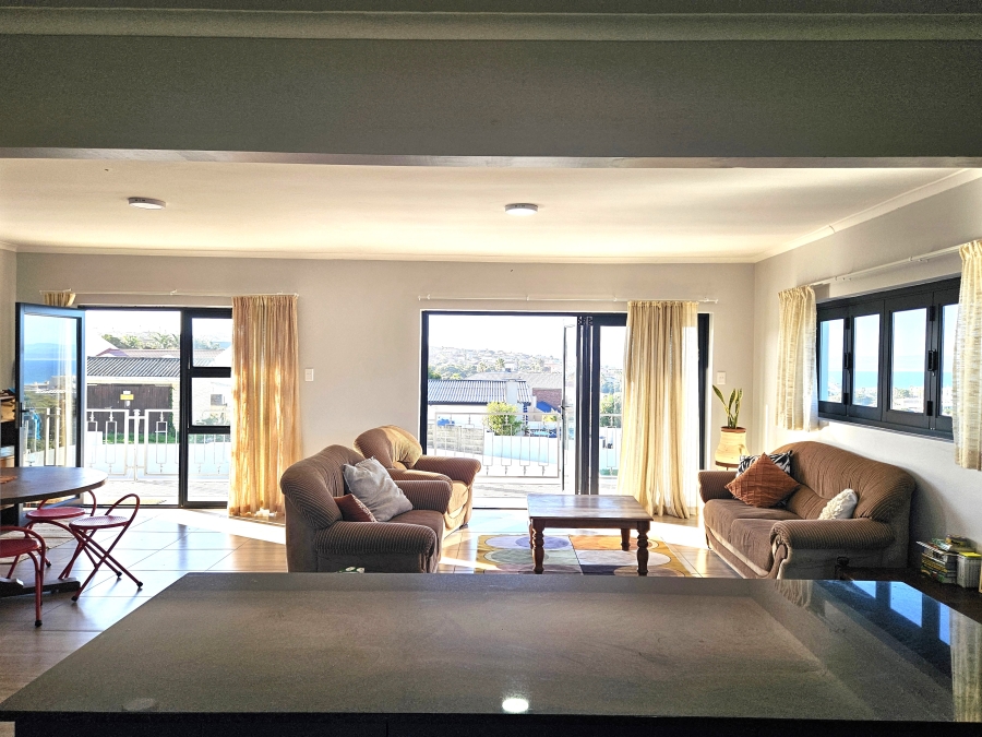 9 Bedroom Property for Sale in Ferreira Town Eastern Cape